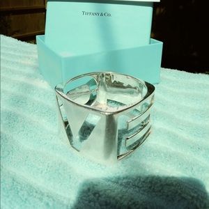 Tiffany & Co L•O•V•E 💕 BGL-Large- RETIRED!